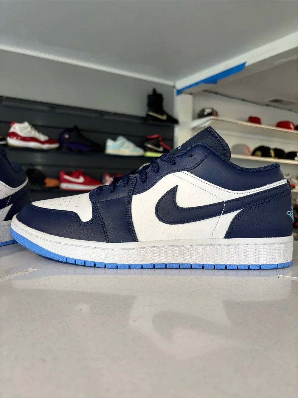Air Jordan 1 low mens size 13